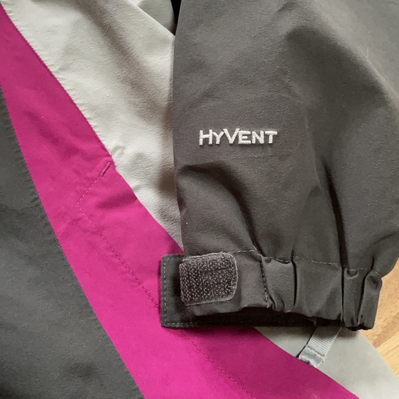 The North Face girls 14/16 jacket - Picture 4 of 8